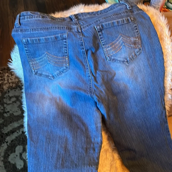 Style and Company/Macy’s house brand, size 10, curvy, modern boot cut jeans - Picture 3 of 3